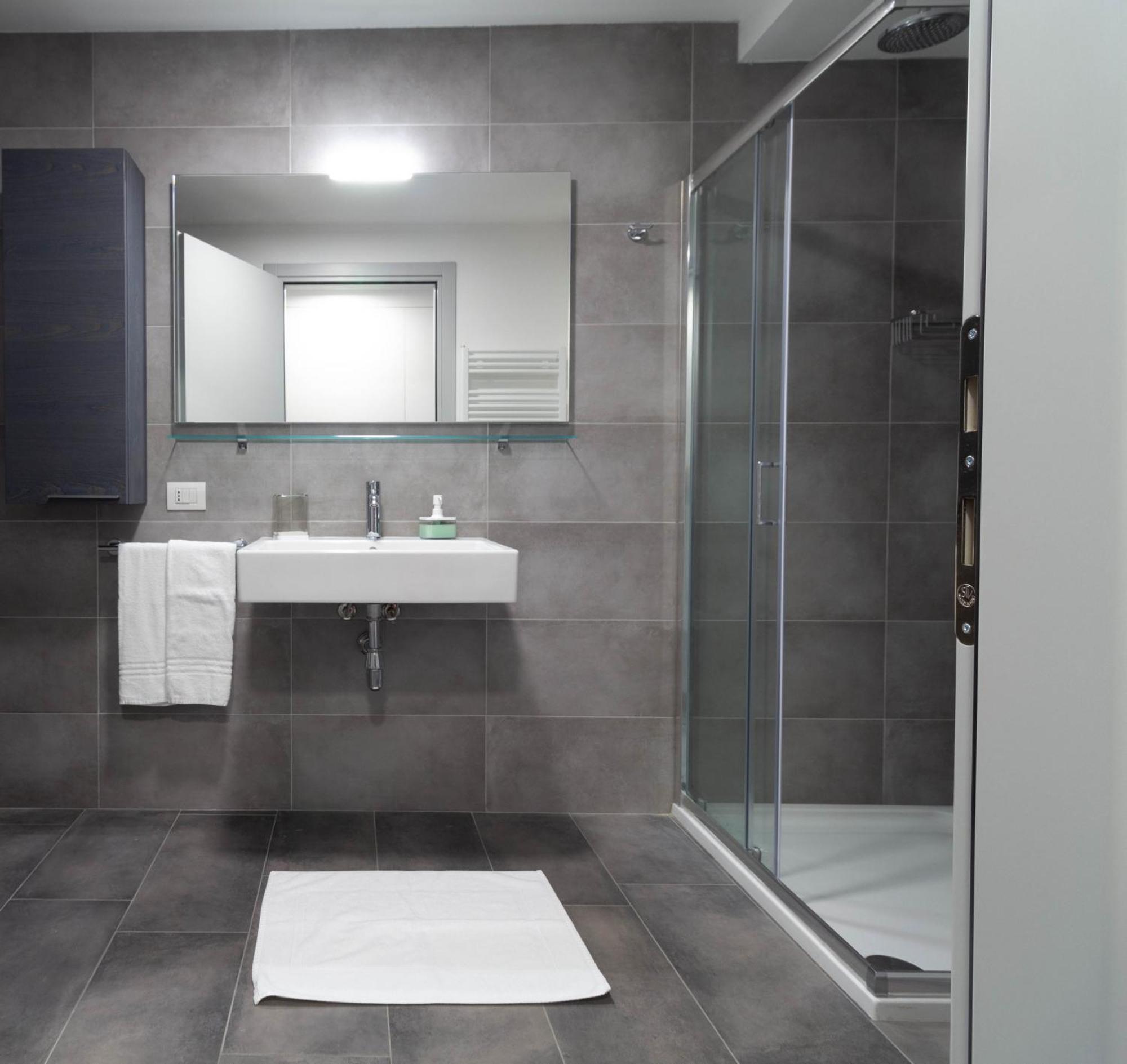 Papavero Apartment - Affitti Brevi Italia Лекко Екстер'єр фото